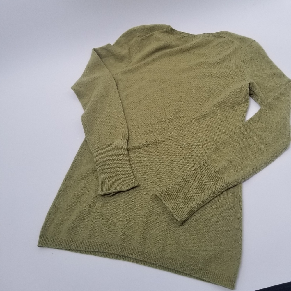 Cashmere Sweater - Chartreuse Pea Green V Neck - S - Picture 2 of 8